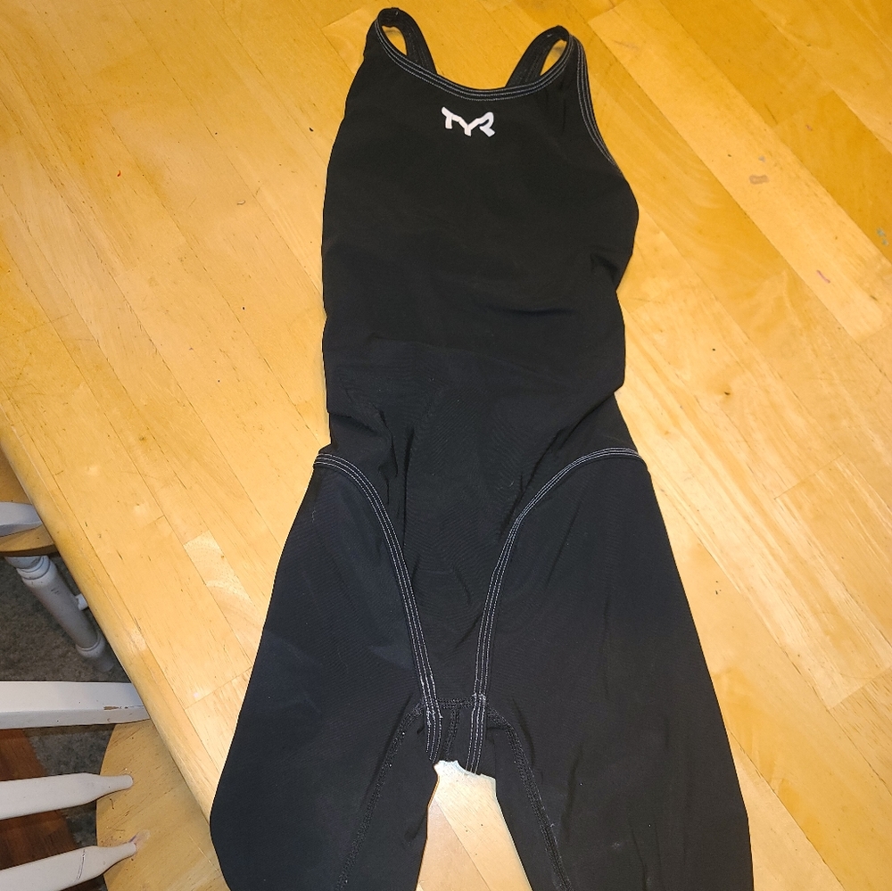 TYR girls tech suit